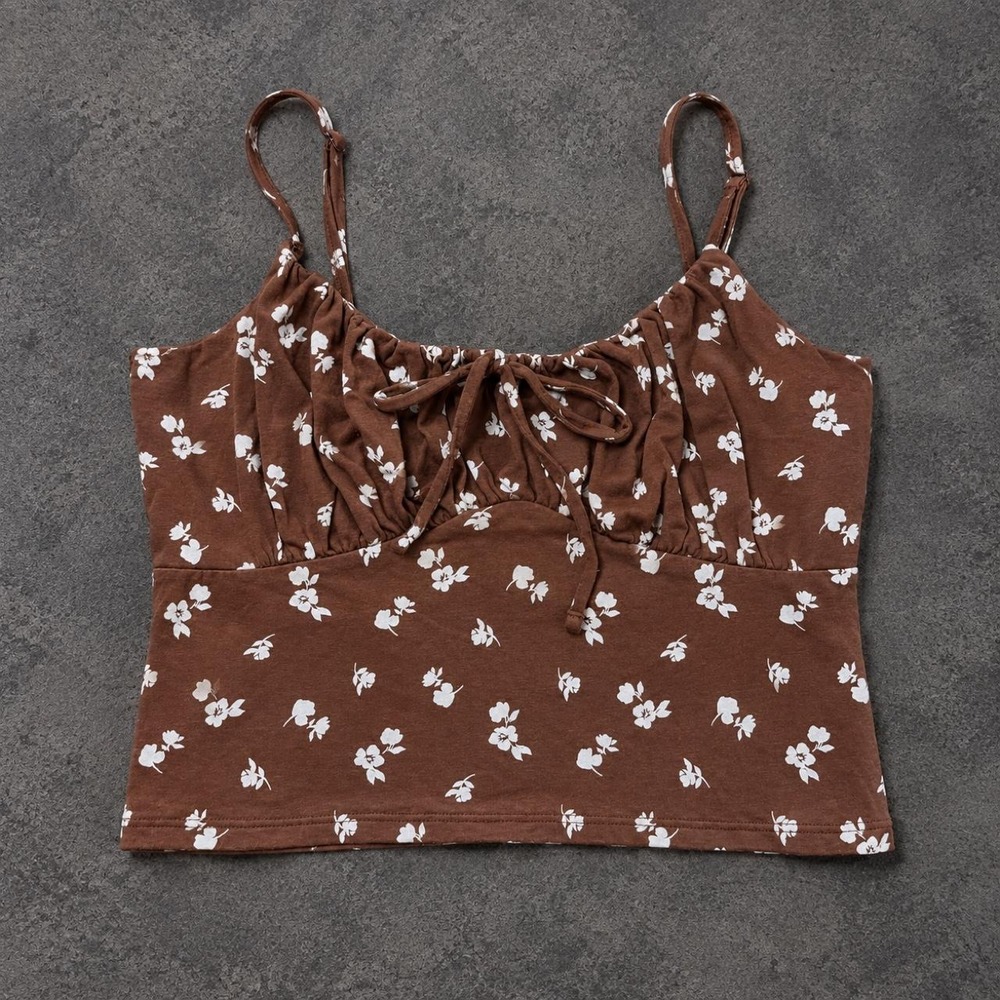 Hollister brown floral tie front cami crop top size large